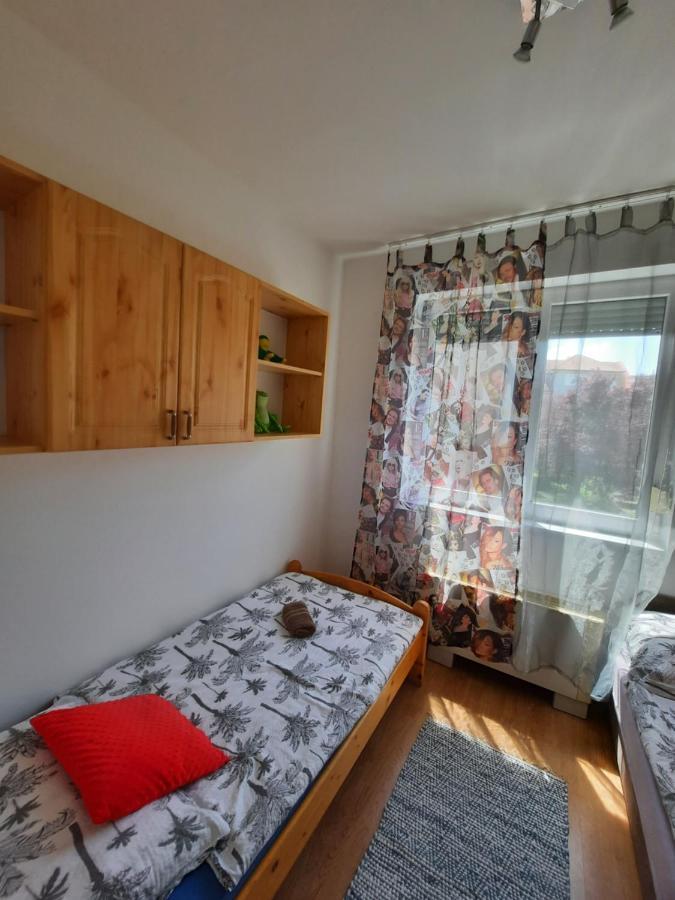 Crazy Frog Gambrinusz Ii. Apartamento Hajdúszoboszló Exterior foto