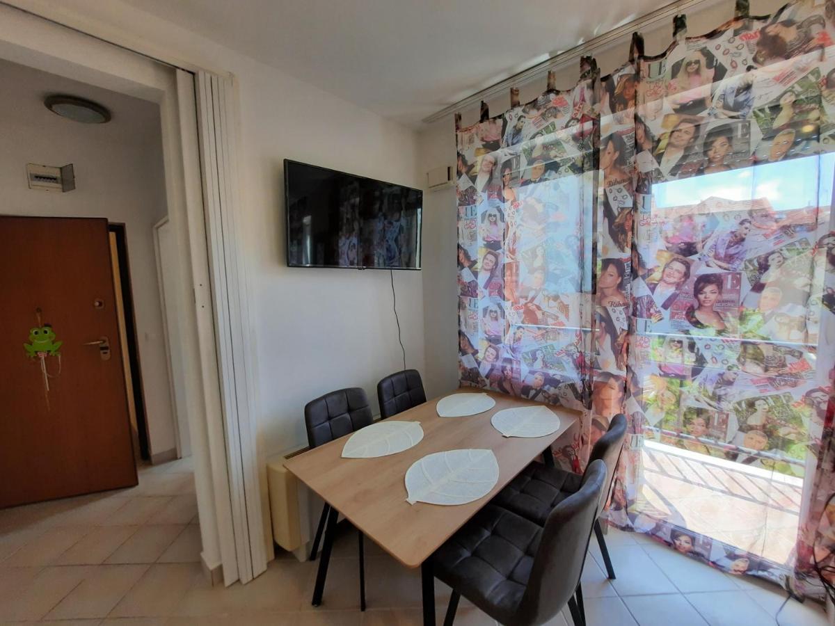 Crazy Frog Gambrinusz Ii. Apartamento Hajdúszoboszló Exterior foto